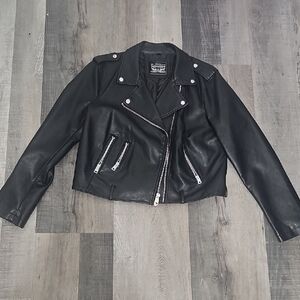 Levi's Classic Black Leather Jacket
